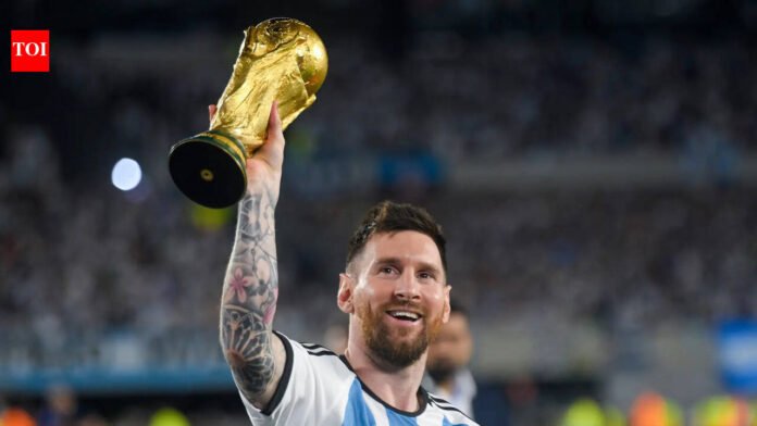 Lionel Messi scripts history, betters Ronaldo to become fastest ever to 900 goals | Football News