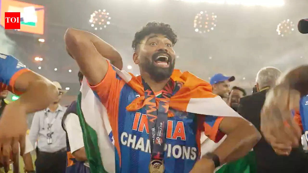 Mohammed Siraj's viral dig on his and Kuldeep Yadav's role in T20 World Cup triumph: 'Pani pilana, bat uthana' | Cricket News