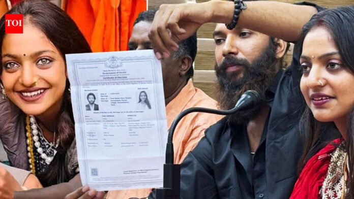 Monalisa Husband: Who is Farman Khan, husband of Monalisa Bhosle? Couple ties the knot in Kerala temple amid family objections | Hindi Movie News