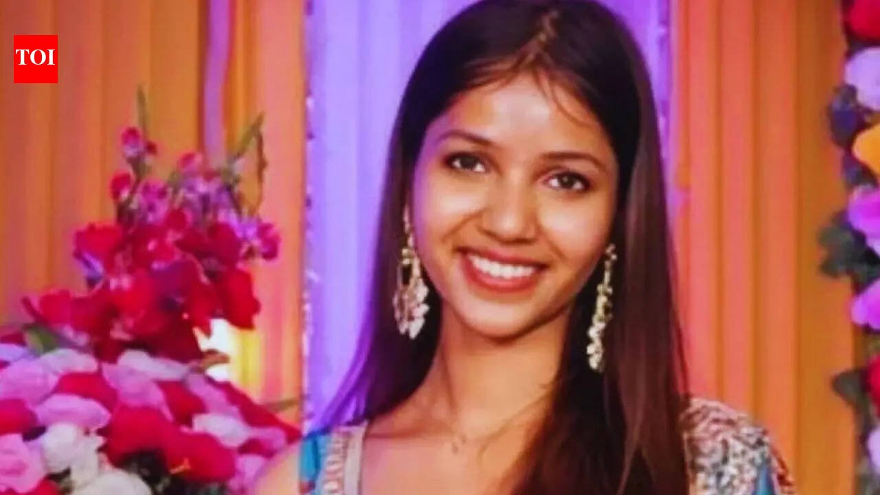 Mumbai Death Suicide: 'Constantly humiliated, caused mental trauma': Mumbai dentist's chilling death note shocks kin; how troubled relationship ended in tragedy MUMBAI: A 24-year-old Master of De | Mumbai News