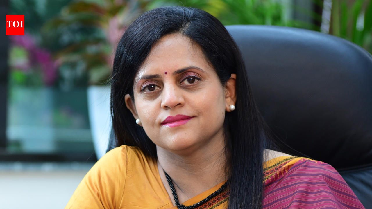 Mumbai gets first woman BMC commissioner as Ashwini Bhide replaces Bhushan Gagrani | Mumbai News