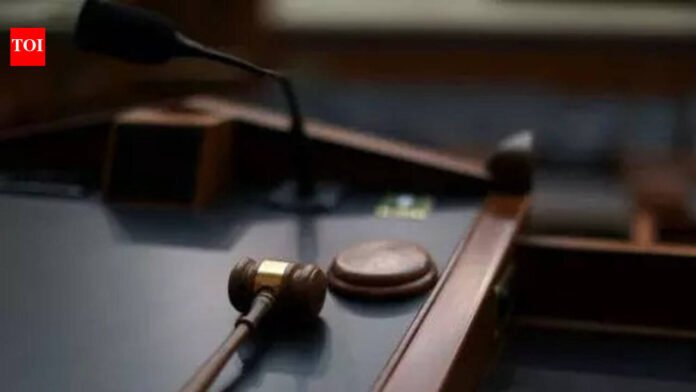 Mumbai high court to State: Pay Rs 50 lakh as compensation to wife of peon who died due to Covid-19 | Mumbai News