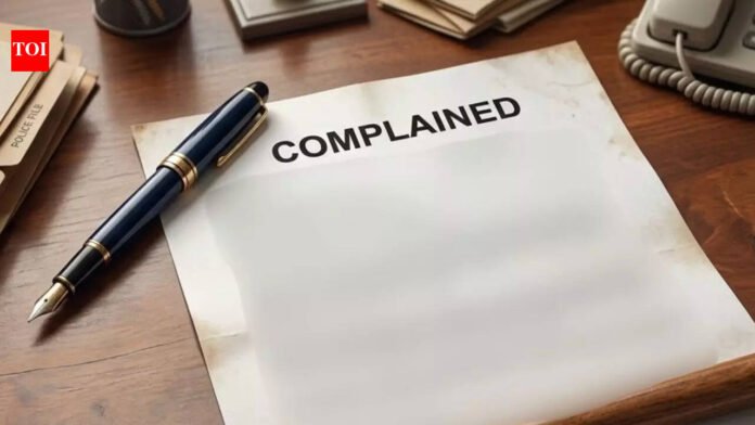 Mumbai interior designer files police complaint over Rs 72 lakh loss in window installation project | Mumbai News