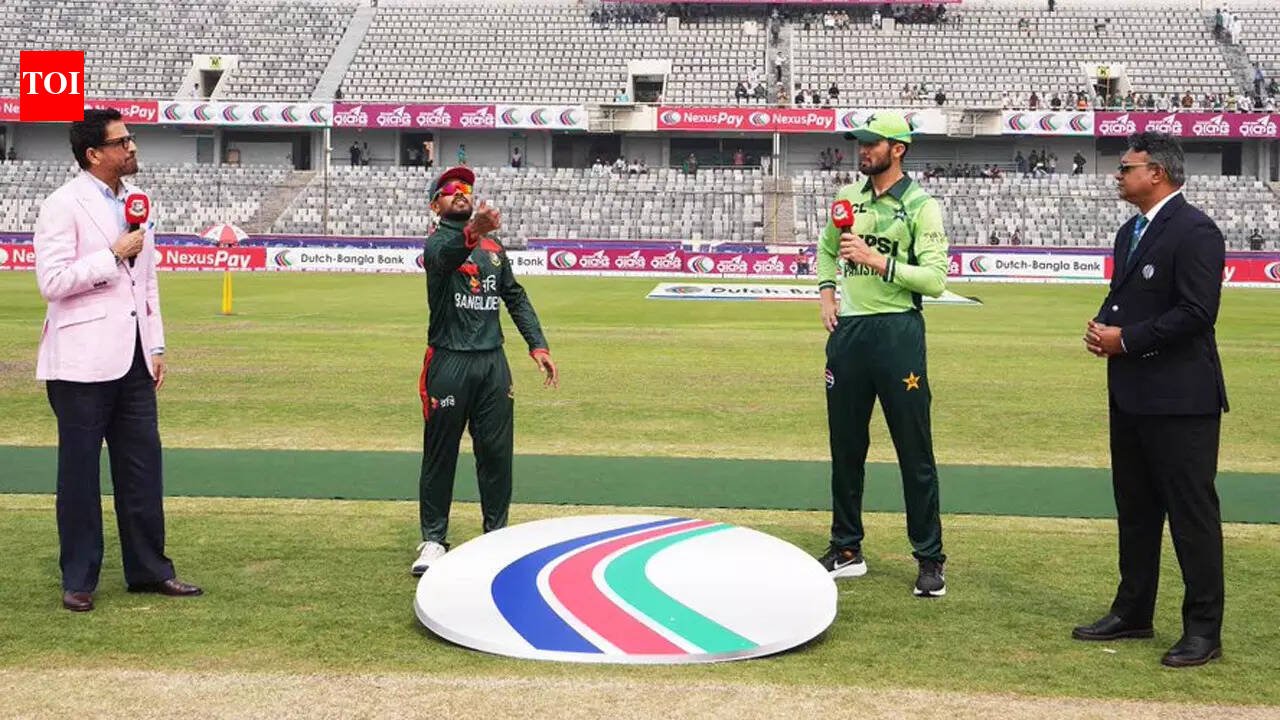 Pakistan 14/0 in 3.4 Overs | Pakistan vs Bangladesh Live Score, 1st ODI: Bangladesh opt to field against Pakistan
