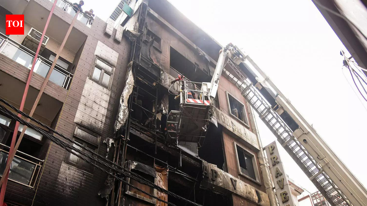 Palam fire: Delhi CM announces ex gratia, says govt stands firmly with affected families | India News