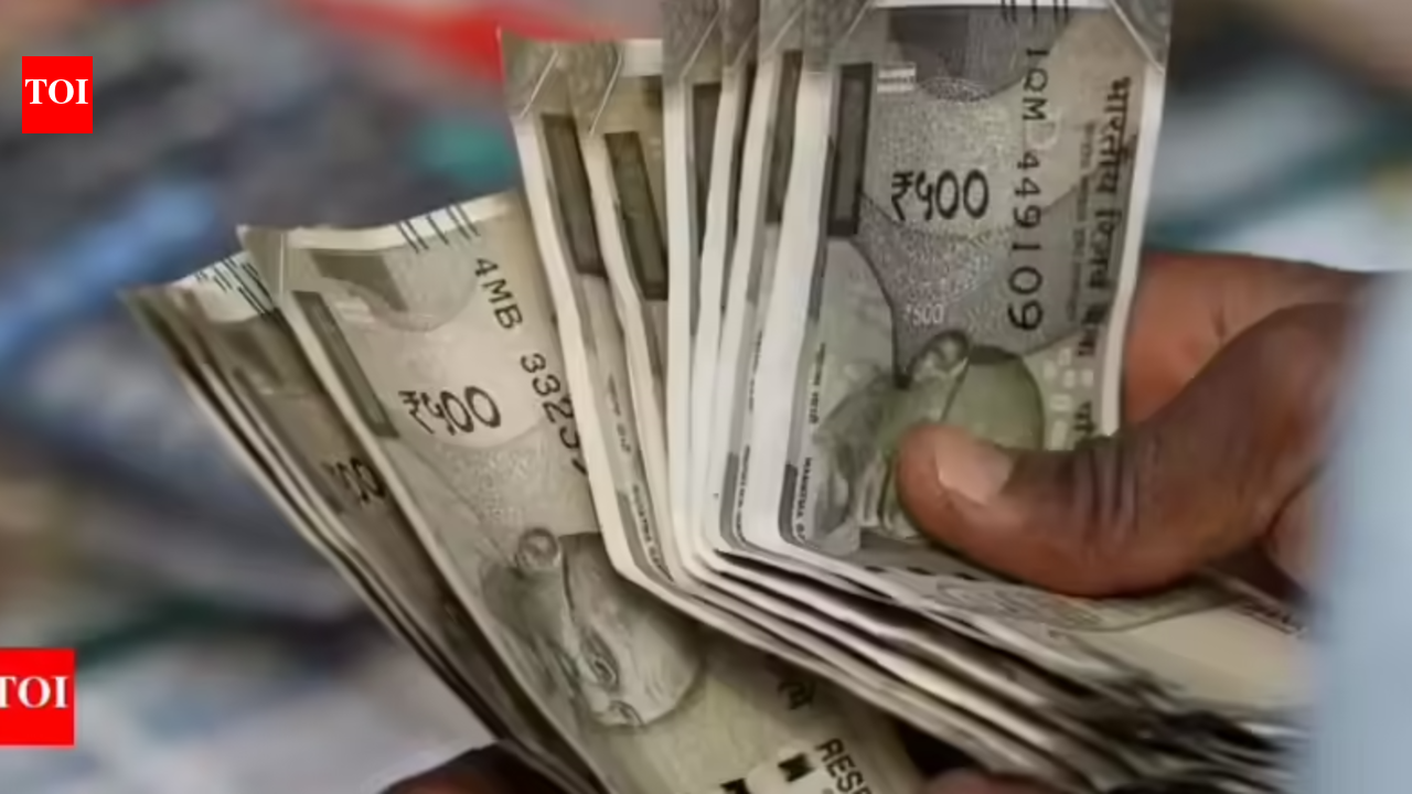 Rupee tumbles to new low of 92.35 against dollar