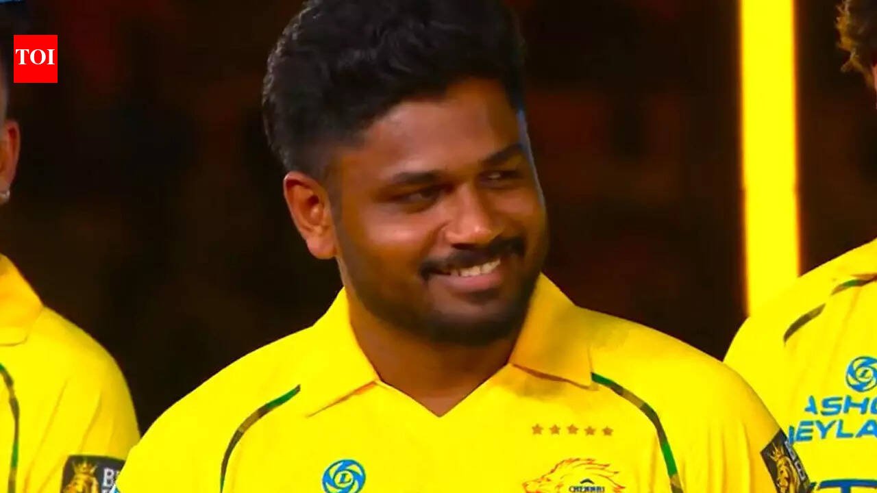 Sanju Samson's respect-first approach for CSK legend ends with a stunning twist - WATCH | Cricket News