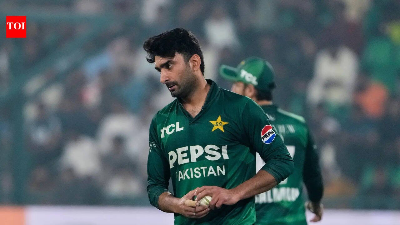 T20 World Cup Controversy: Pakistan's Salman Mirza denies 'misbehaviour’, sends legal notice to journalist | Cricket News