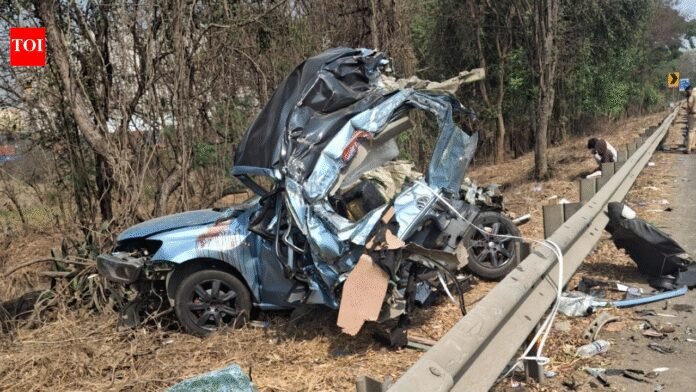 Tragic Accident Claims Lives of IIT Bombay Students on Mumbai–Pune Expressway | Mumbai News