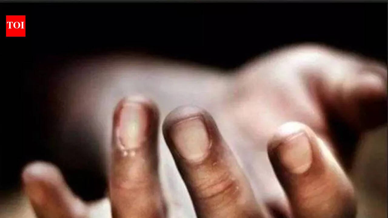 Two auto drivers die in hit-and-run on Mumbai-Nashik highway | Mumbai News