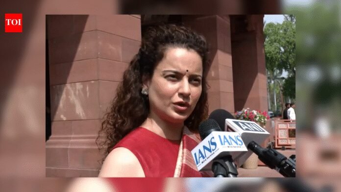 Women MPs ‘uncomfortable’ as Rahul Gandhi moves around like a ‘tapori’, says Kangana Ranaut | Delhi News