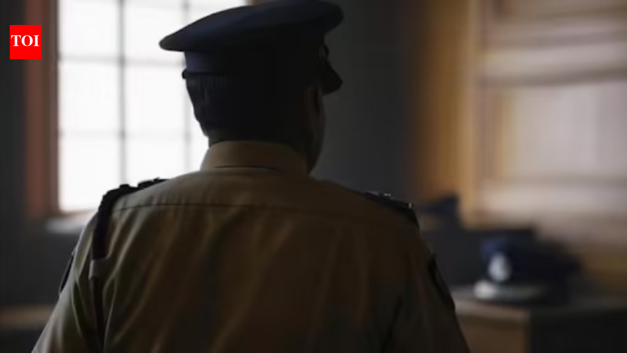 ‘Sleep with me, I’ll file your case’: Aligarh cop demands sex from survivor before filing rape case; suspended after audio proof surfaces | Agra News