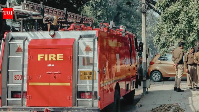 10 injured as fire breaks out at ONGC Mumbai High platform | Mumbai News