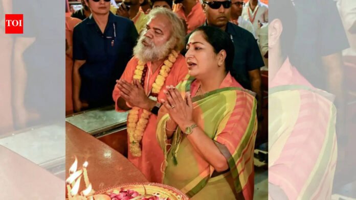 Delhi CM Rekha Gupta Celebrates Hanuman Jayanti: Inspiring Nation-Building Through His Ideals | India News