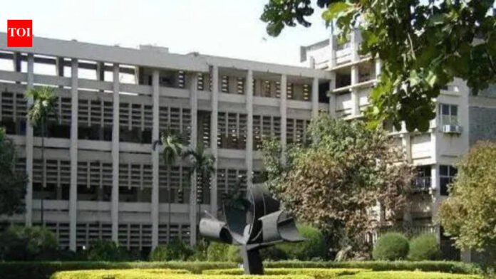 Govt plans 6kcr revamp for research infra across Maha univs | Mumbai News
