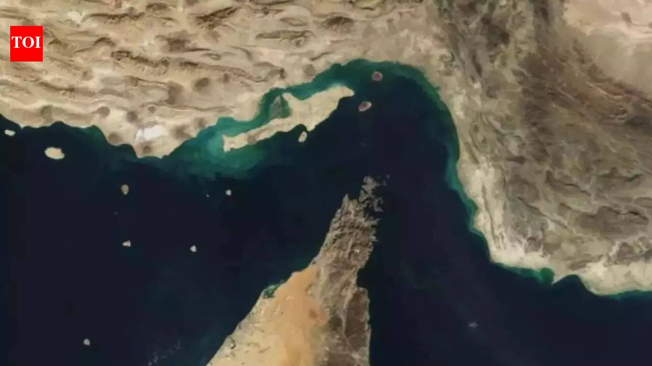 No permit, no pass: Iran plans new navigation regime in Strait of Hormuz