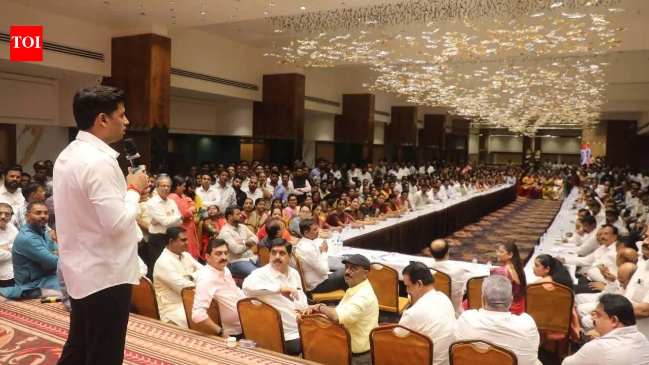 SIR drive in focus as Shrikant Shinde reviews organisation across three LS segments | Thane News
