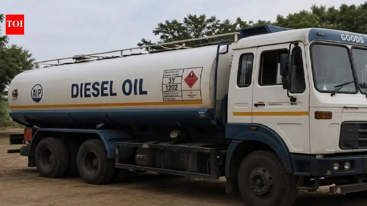 25,000 litres of diesel seized in Thane; 8 booked | Thane News