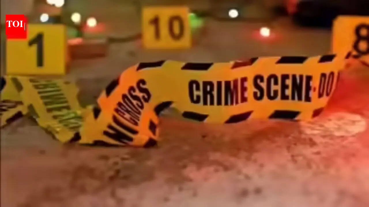 Cab driver kills woman inside vehicle near Mumbai; later dies by suicide | Thane News