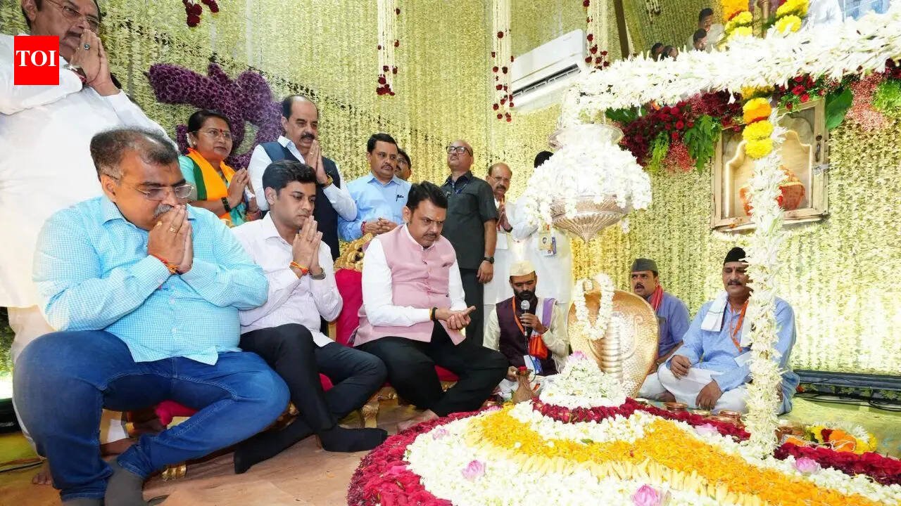 Mahayuti govt will stand firmly with Sanatan Dharma, says Maharashtra CM Fadnavis after Pimpleshwar Temple land transfer | Thane News